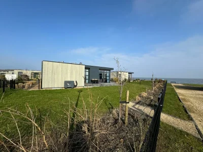 Holiday house Chalet Strandpanorama Zweite Reihe mit Zaun Haus Nr. 203 in Enkhuizen - Holiday house