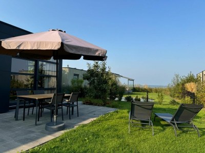 Holiday house Chalet Wellenreiter mit Zaun Zweite Reihe Haus Nr. 213 in Enkhuizen - Holiday house