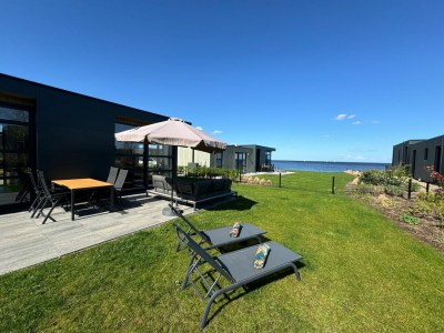 Holiday house Chalet IJsselmeerblick Zweite Reihe mit Zaun Haus Nr. 221 - Outdoor photo 17