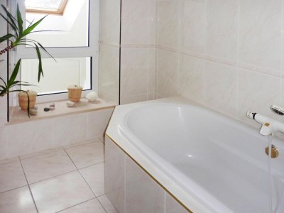 Holiday house Holiday Home in Morbihan with Sea Views - Features photo 9