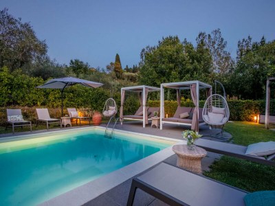 Farmhouse Apartment in Tuscany with Pool and Lucca Views - Outdoor photo 9