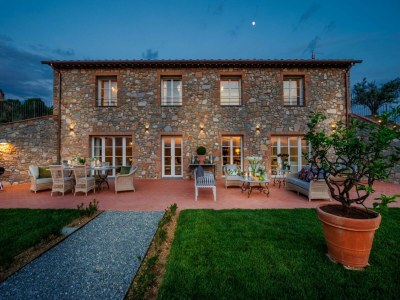 Villa Villa in Lucca with Pool and Scenic Views - Outdoor photo 12