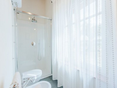 Villa Villa in Lucca with Pool and Scenic Views - Features photo 29