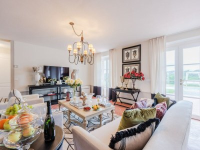 Villa Villa in Lucca with Pool and Scenic Views - Features photo 37