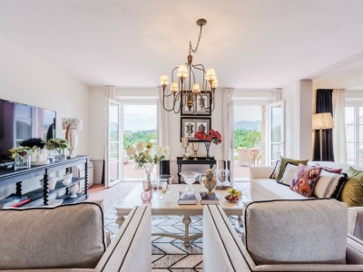 Villa Villa in Lucca with Pool and Scenic Views - Features photo 52