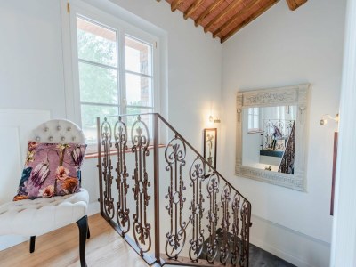 Villa Villa in Lucca with Pool and Scenic Views - Features photo 58