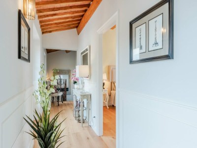 Villa Villa in Lucca with Pool and Scenic Views - Features photo 59