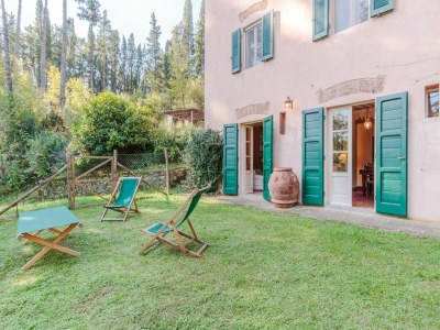Villa Farmhouse in Tuscany near Lucca & Beaches - Outdoor photo 6