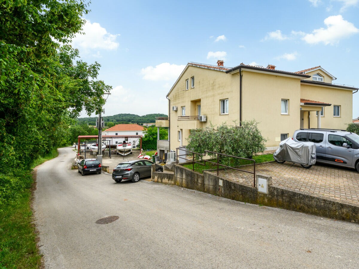 Apartment Family Apartment Monsa in Porec - Outdoor photo 5