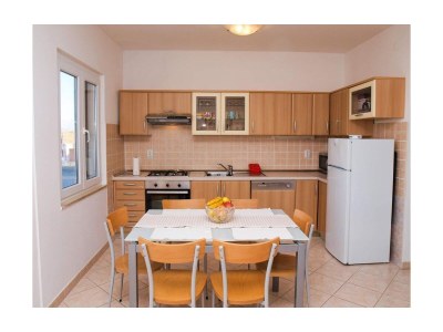 Apartment Two bedroom apartment with terrace and sea view Postira, Brač A-17323-a - Outdoor photo 11