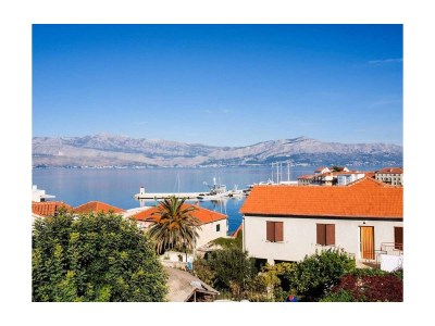 Apartment One bedroom apartment with terrace and sea view Postira, Brač A-17323-b - Outdoor photo 14