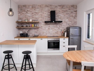 Apartment Two bedroom apartment with terrace and sea view Postira, Brač A-17323-d in Postira - Apartment