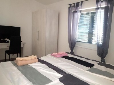 Apartment Two bedroom apartment with terrace and sea view Vir - Torovi - Vir - Pedinka, Vir A-22373-c - Outdoor photo 15