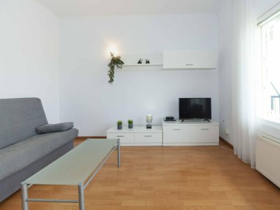 Apartment Apartment in Roses with Sea Views & Pool - Features photo 17