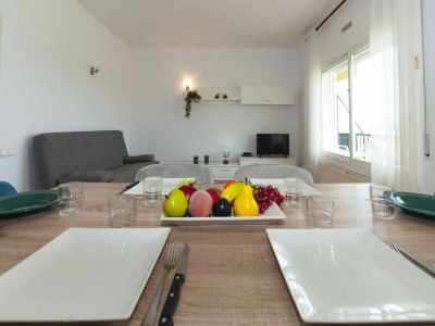 Apartment Apartment in Roses with Sea Views & Pool - Features photo 19