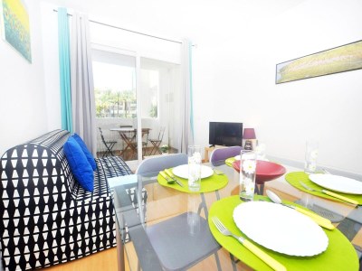 Apartment Apartment in Roses near Sandy Beach - Features photo 21