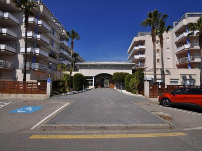 Apartment Apartment in Roses with large terrace - Outdoor photo 2