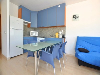 Apartment Apartment in Roses with large terrace - Features photo 6