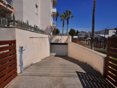 Apartment Apartment in Roses with large terrace - Features photo 7