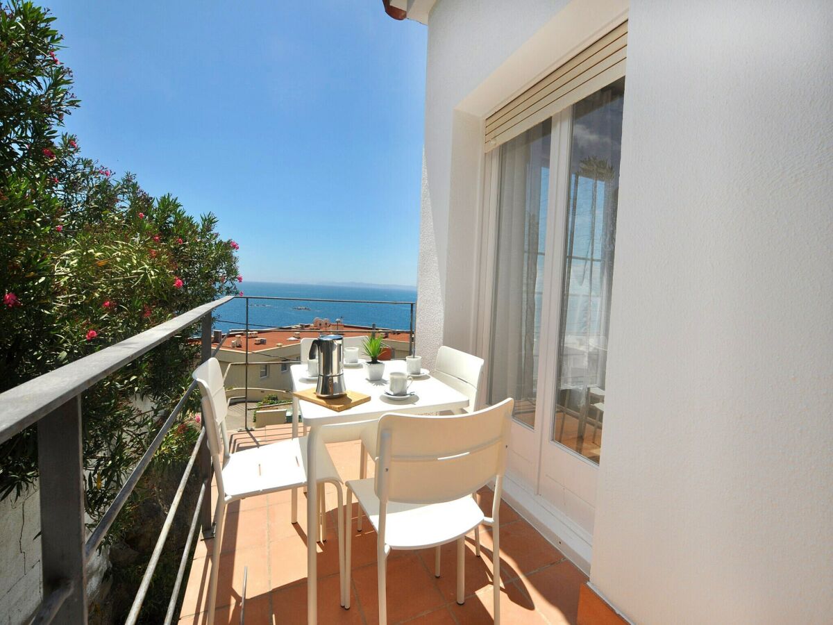 Apartment Apartment in Roses with Stunning Sea Views - Outdoor photo 2