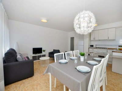 Apartment Apartment in Roses with Stunning Sea Views - Features photo 11