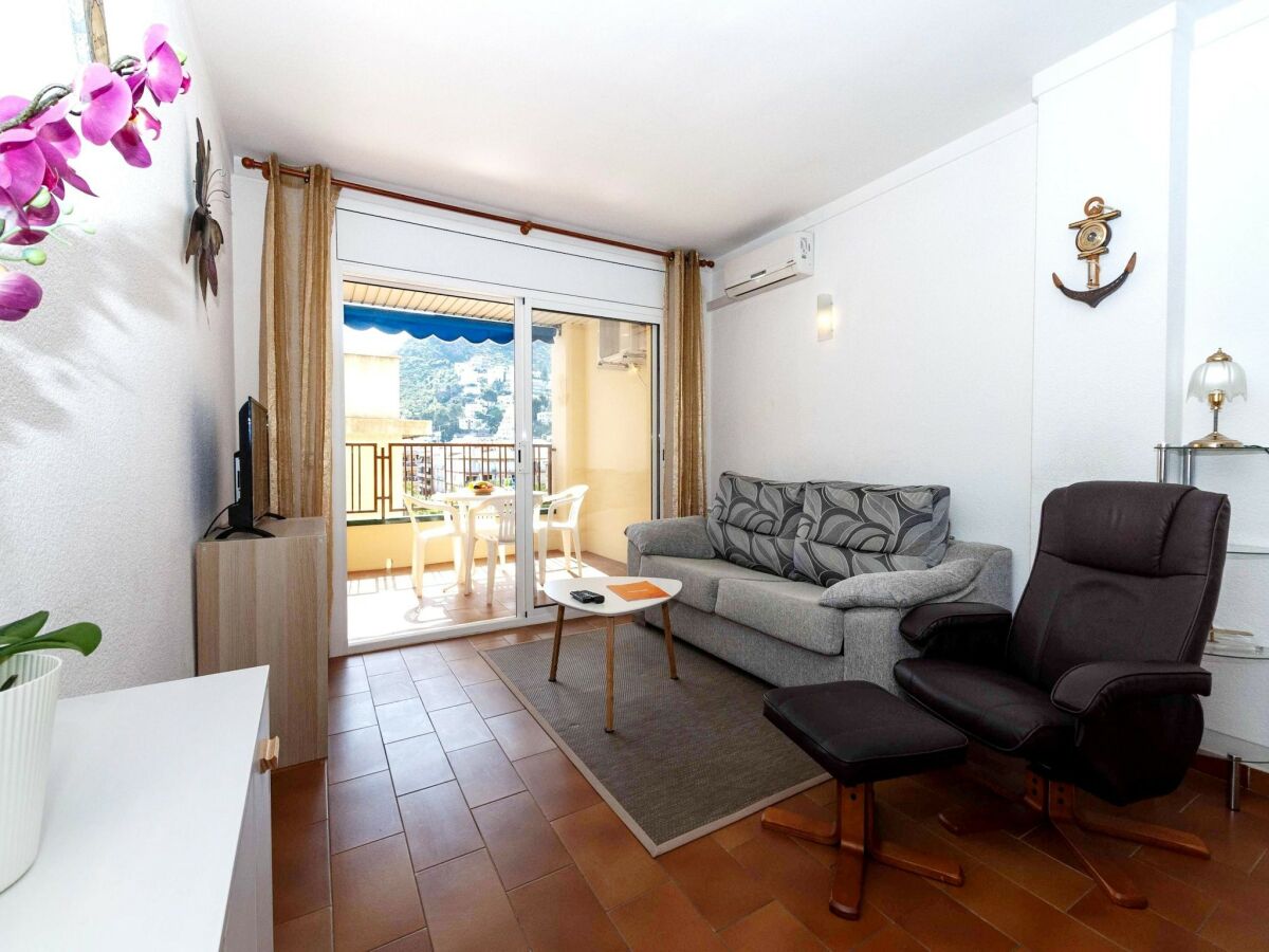 Apartment Komfortables und geräumiges Apartment in Roses.