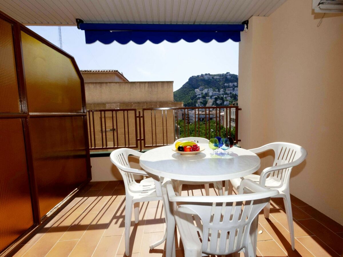 Apartment Komfortables und geräumiges Apartment in Roses. - Outdoor photo 4