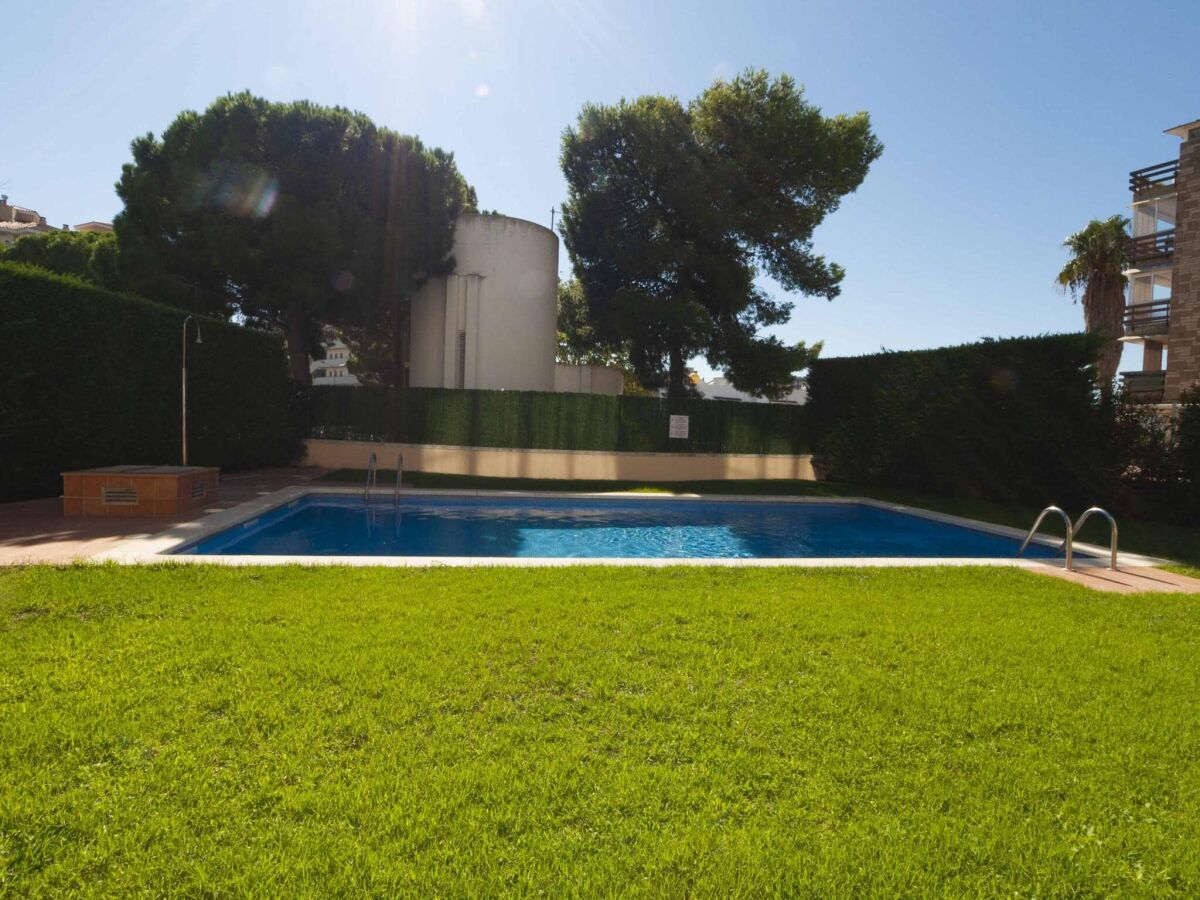 Apartment Apartment in Roses near Playa Santa Margarita - Outdoor photo 2