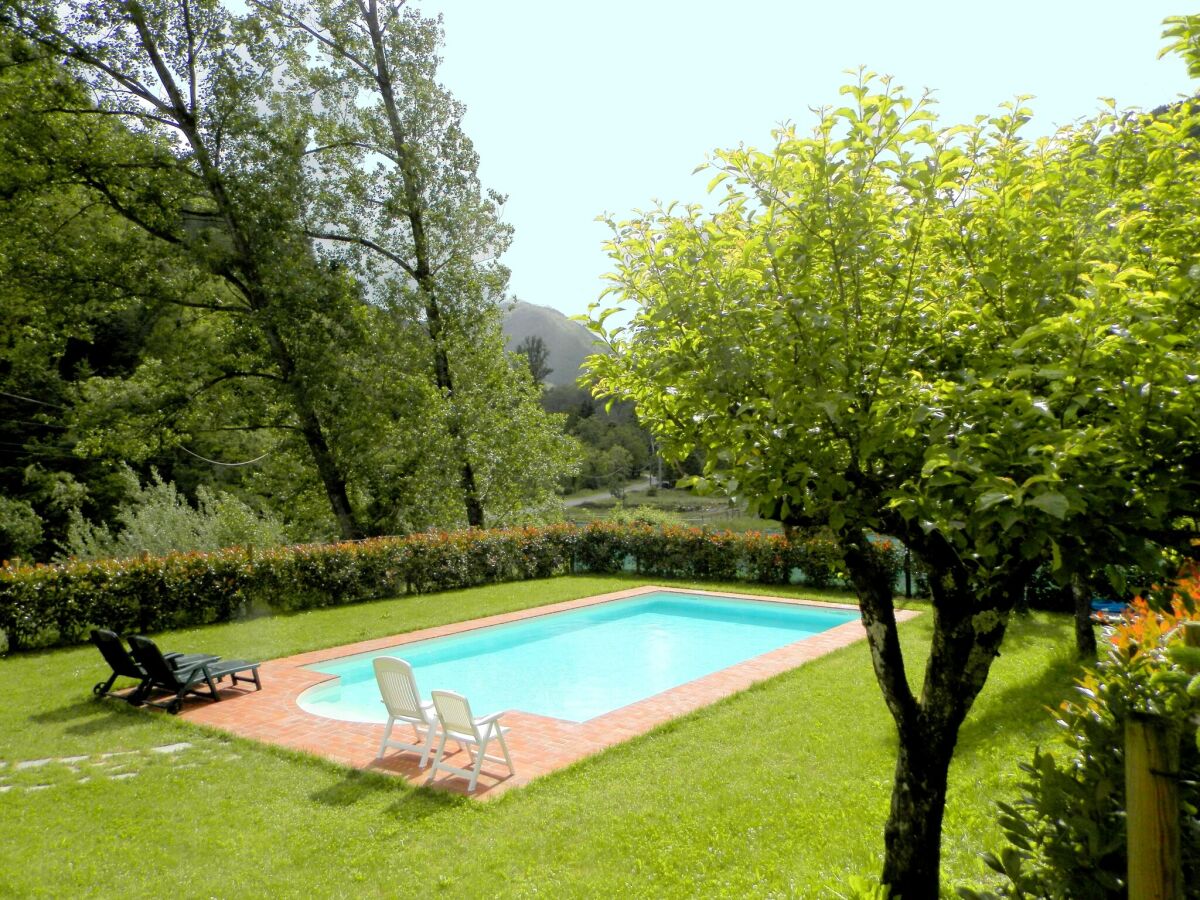 Holiday house Traumhaftes Ferienhaus in Trebbio mit Pool - Outdoor photo 2