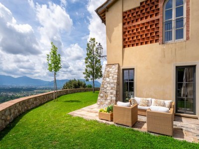 Villa Luxusvilla mit 10 Schlafzimmern in Lucca in San Concordio di Moriano - Villa