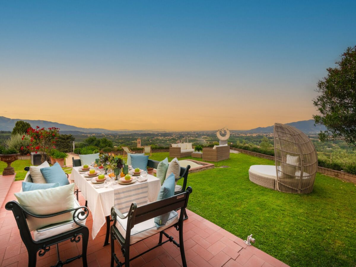 Villa Villa in Tuscany with Pool and Scenic Views - Outdoor photo 3
