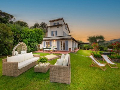 Villa Villa in Tuscany with Pool and Scenic Views - Outdoor photo 2