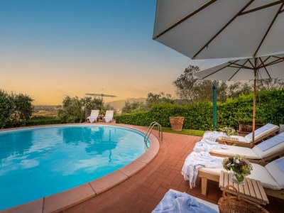 Villa Villa in Tuscany with Pool and Scenic Views - Outdoor photo 14