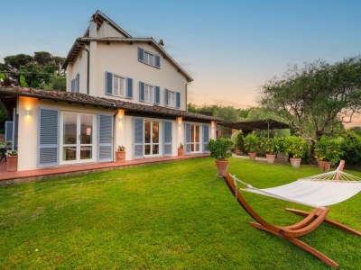 Villa Villa in Tuscany with Pool and Scenic Views - Outdoor photo 25