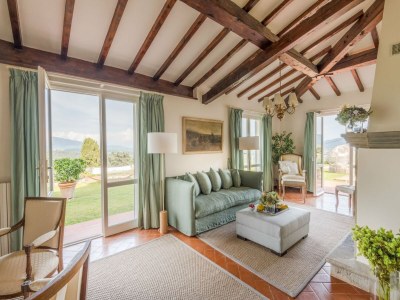 Villa Villa in Tuscany with Pool and Scenic Views - Features photo 50