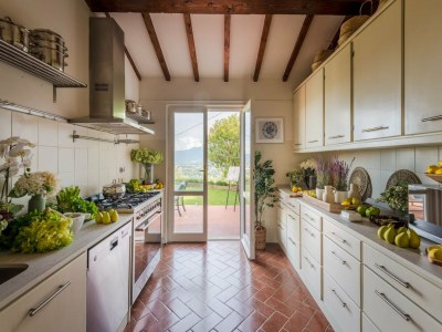 Villa Villa in Tuscany with Pool and Scenic Views - Features photo 58