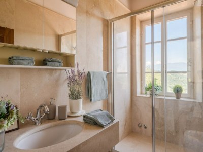 Villa Villa in Tuscany with Pool and Scenic Views - Features photo 75