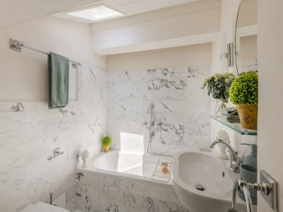 Villa Villa in Tuscany with Pool and Scenic Views - Features photo 76