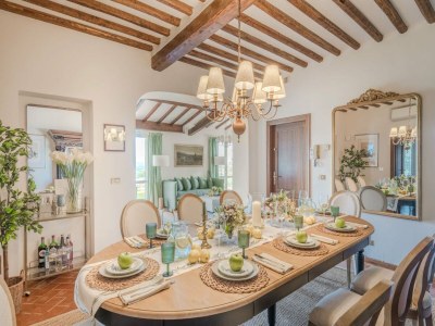 Villa Villa in Tuscany with Pool and Scenic Views - Features photo 81