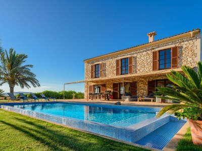 Finca Finca Cuatro Vientos - Exklusive Finca in ruhiger Lage mit hochwertiger und geschmackvoller Ausstattung in der Nähe von Manacor 1 - Outdoor photo 2