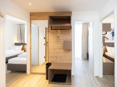 Apartment Spacious 3-Bedroom Alpine Apartment for 7 Guests - Features photo 10