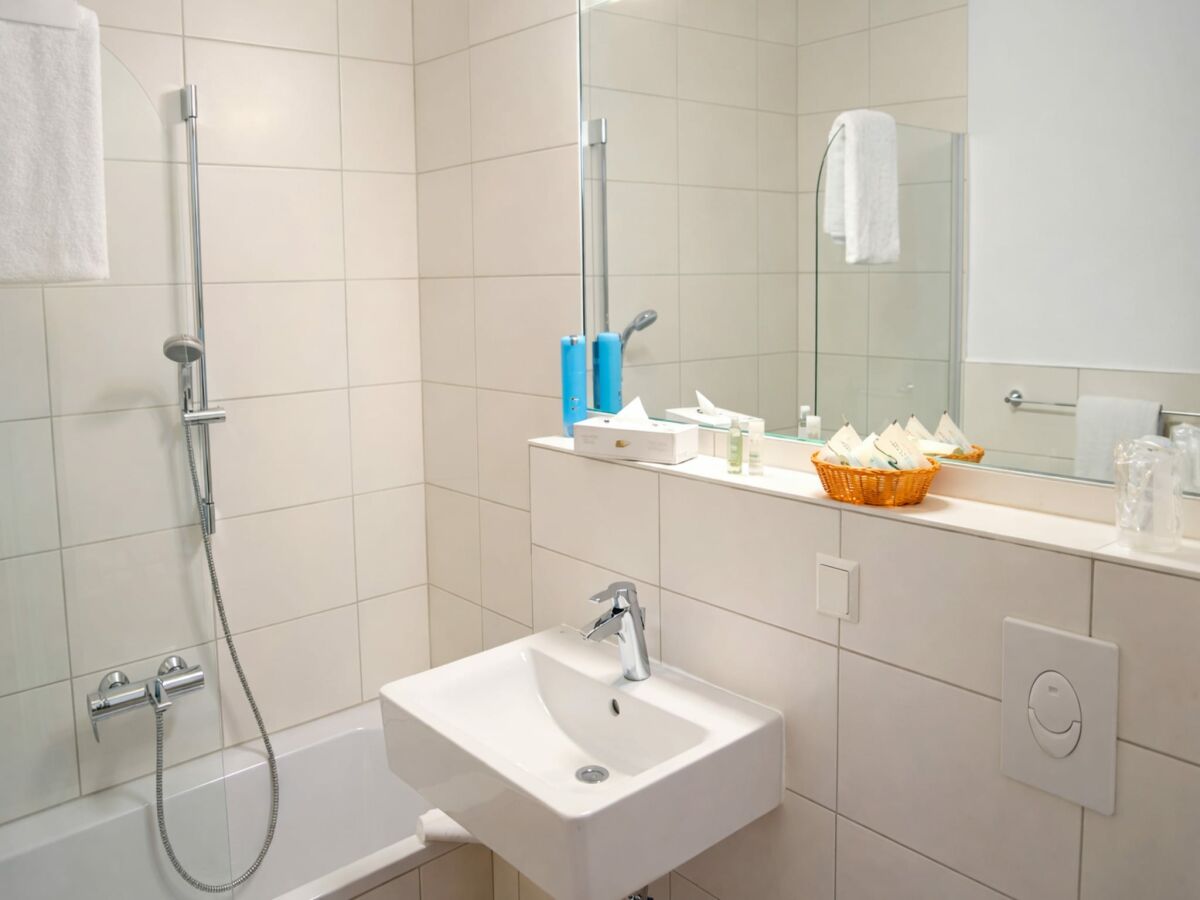 Apartment BernsteinseeHotel und Ferien Superior Doppelzimmer - Features photo 4