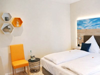 Apartment Bernsteinsee Hotel and Ferien Room with Balcony - Features photo 6