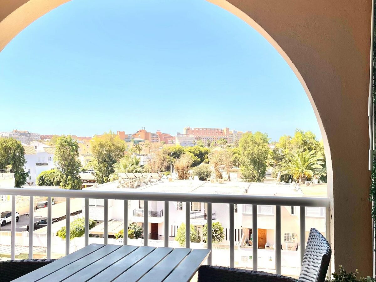 Apartment Elegant Apartment Stay Near Sea - Outdoor photo 2