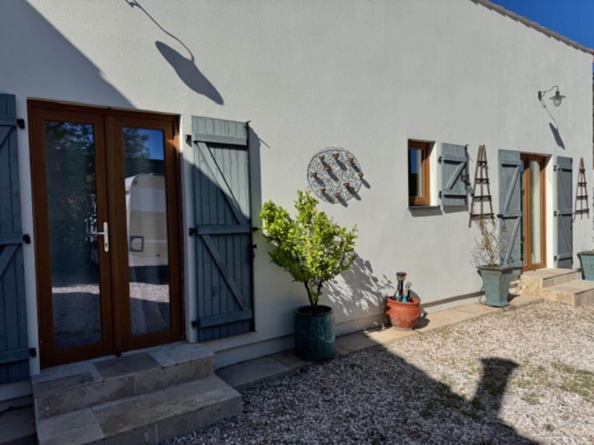 Holiday house La Rocaille, house for 6 with swimming pool
