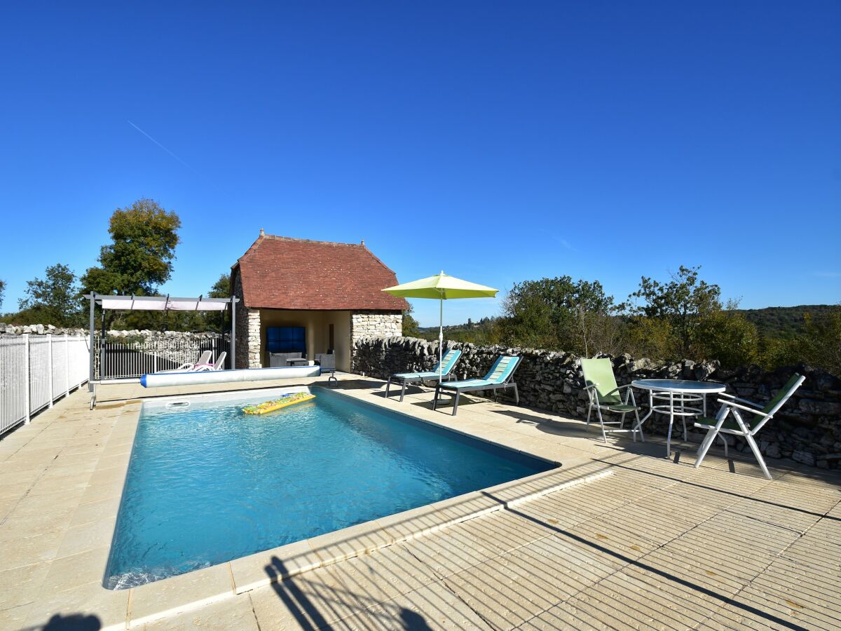 Holiday house Ferienhaus in Gramat mit Pool - Outdoor photo 2