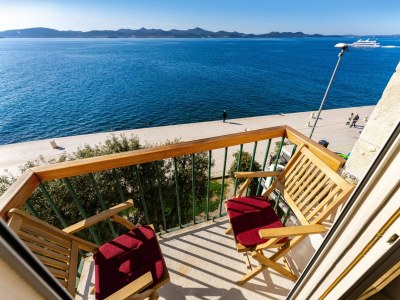 Apartment Charming apartment, Central and Cozy - Outdoor photo 6