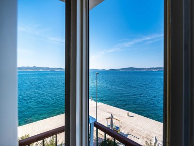 Apartment Charming apartment, Central and Cozy - Outdoor photo 9