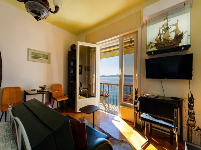 Apartment Charming apartment, Central and Cozy - Features photo 19