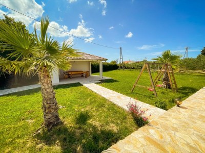 Holiday house Quiet 5 Bedroom Villa near Biograd - Outdoor photo 6